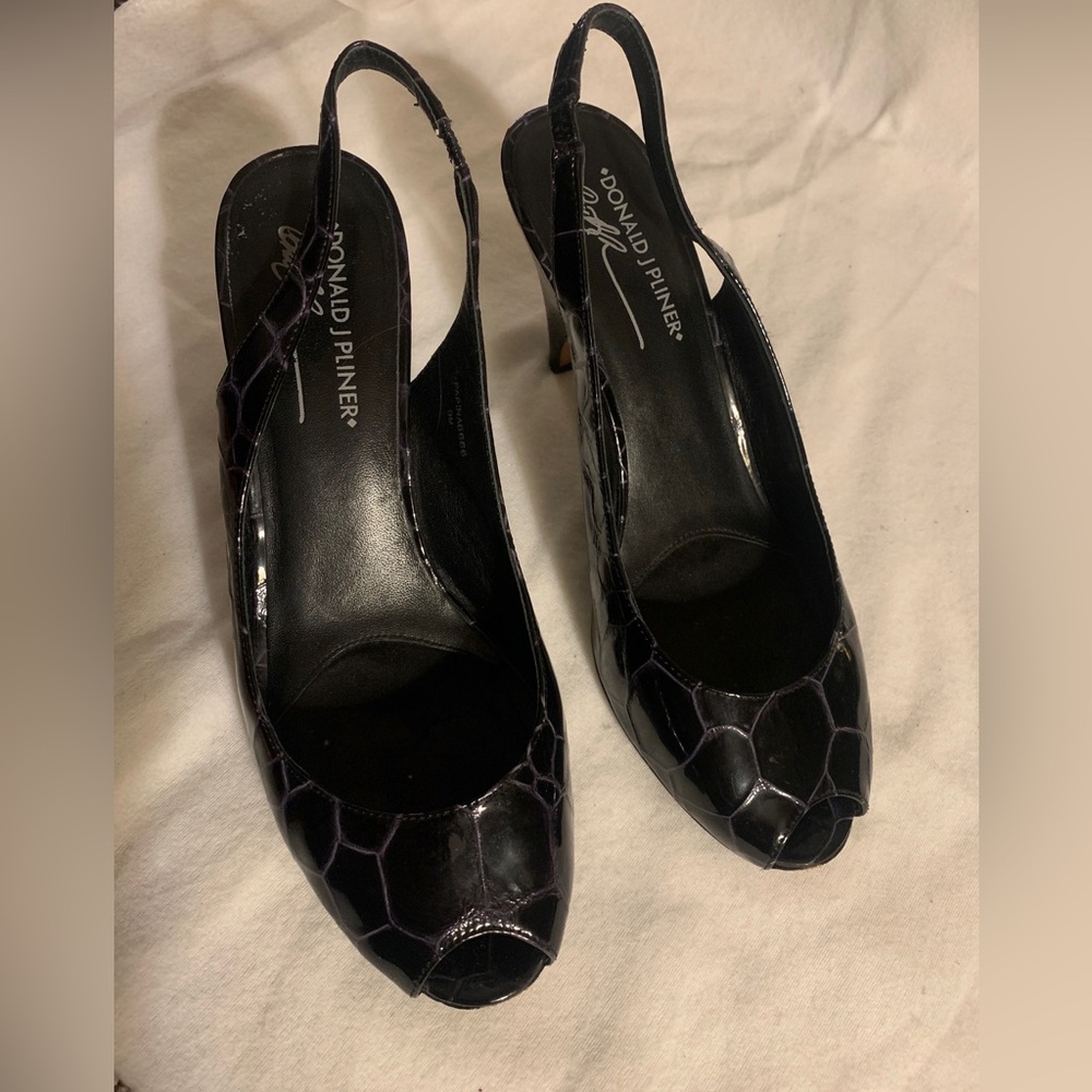 Donald J Pliner "Papin Black Croc Print Patent Leather Slingback Sandal Pumps 9M